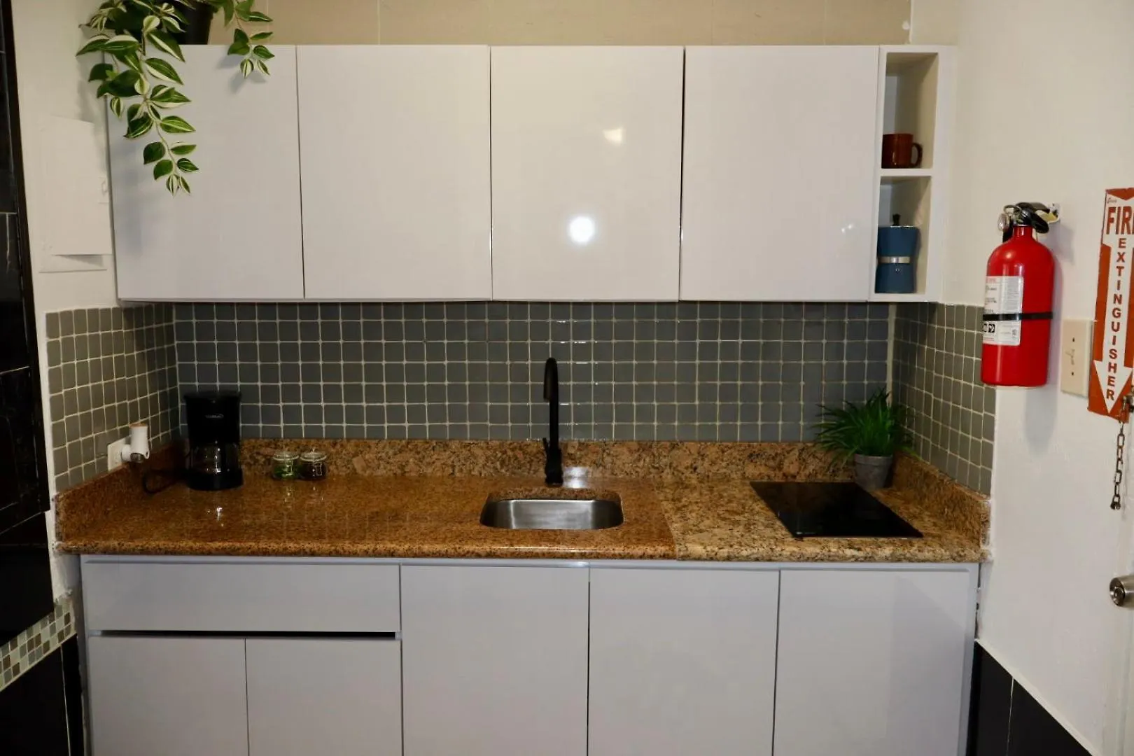 Isla Verde Modern Apartment With Pool San Juan